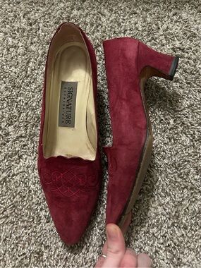 Vintage Maroon Suede Pointed Toe Heels 7.5